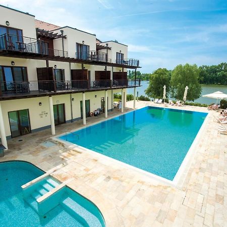 Tiszafüred Tisza Balneum Hotel מראה חיצוני תמונה