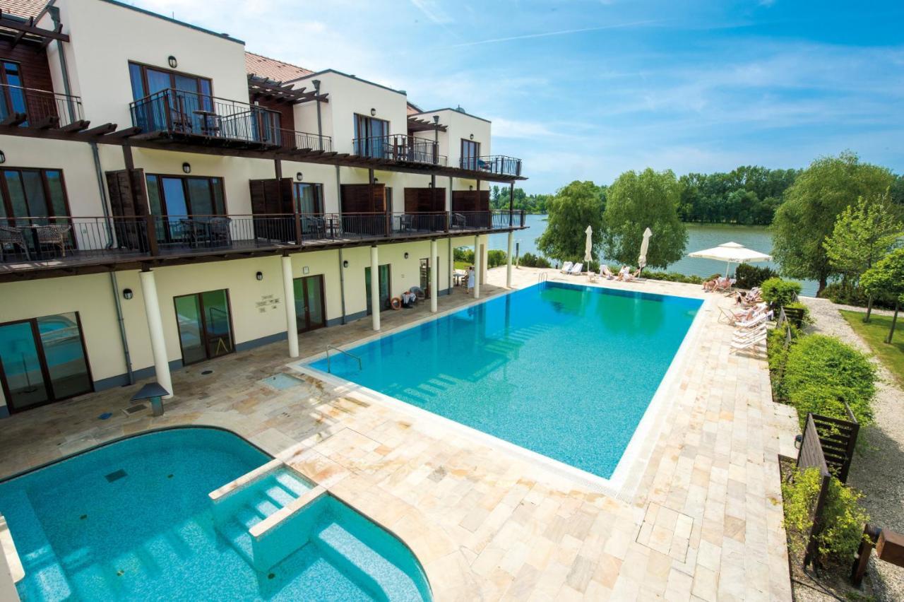Tiszafüred Tisza Balneum Hotel מראה חיצוני תמונה