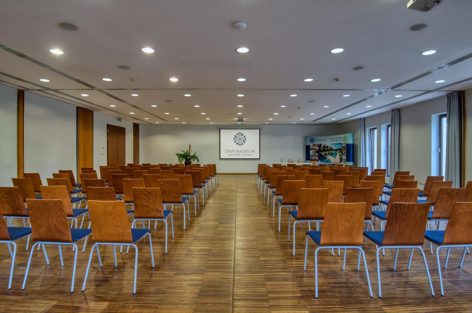 Tiszafüred Tisza Balneum Hotel מראה חיצוני תמונה
