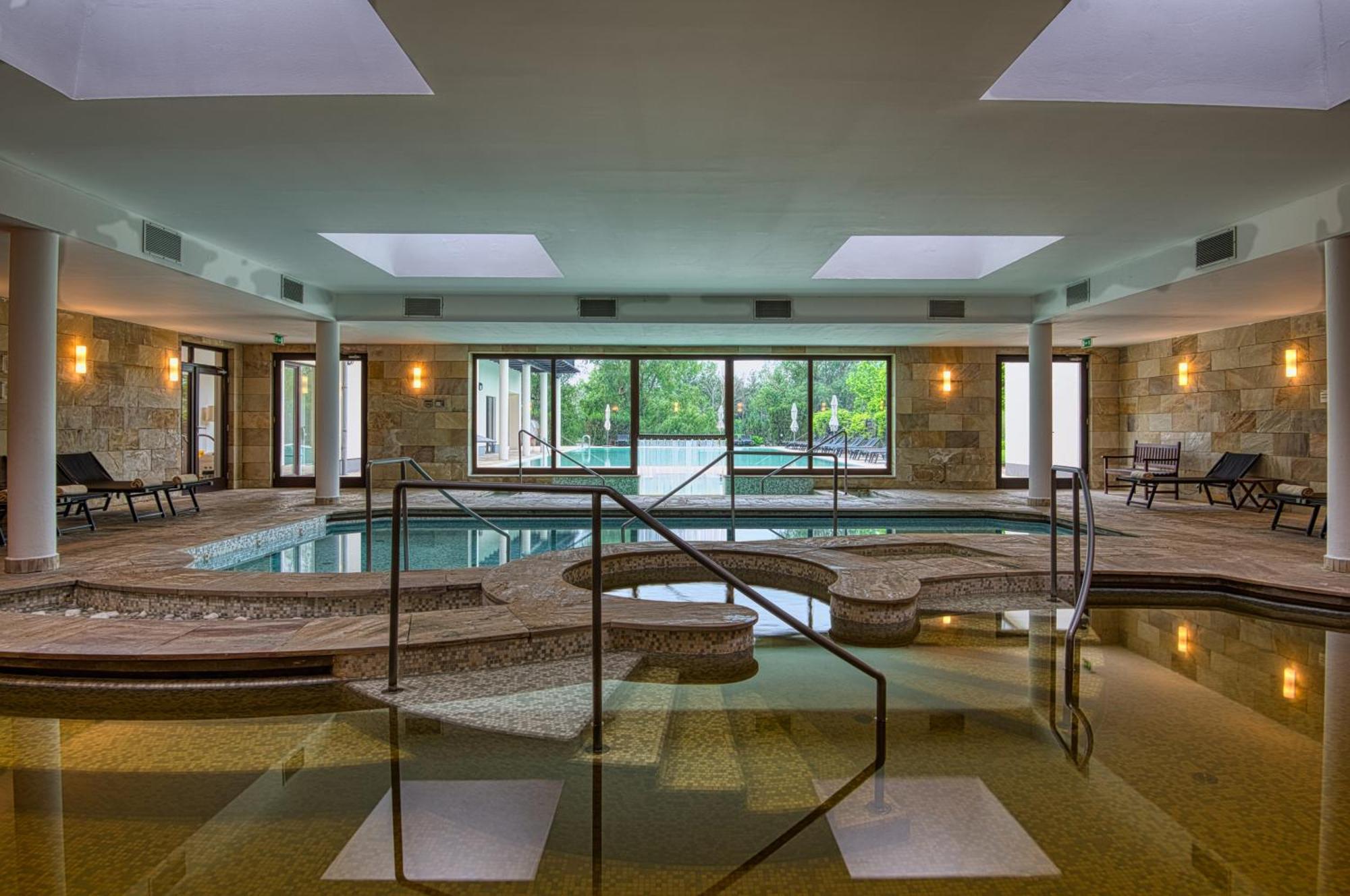 Tiszafüred Tisza Balneum Hotel מראה חיצוני תמונה