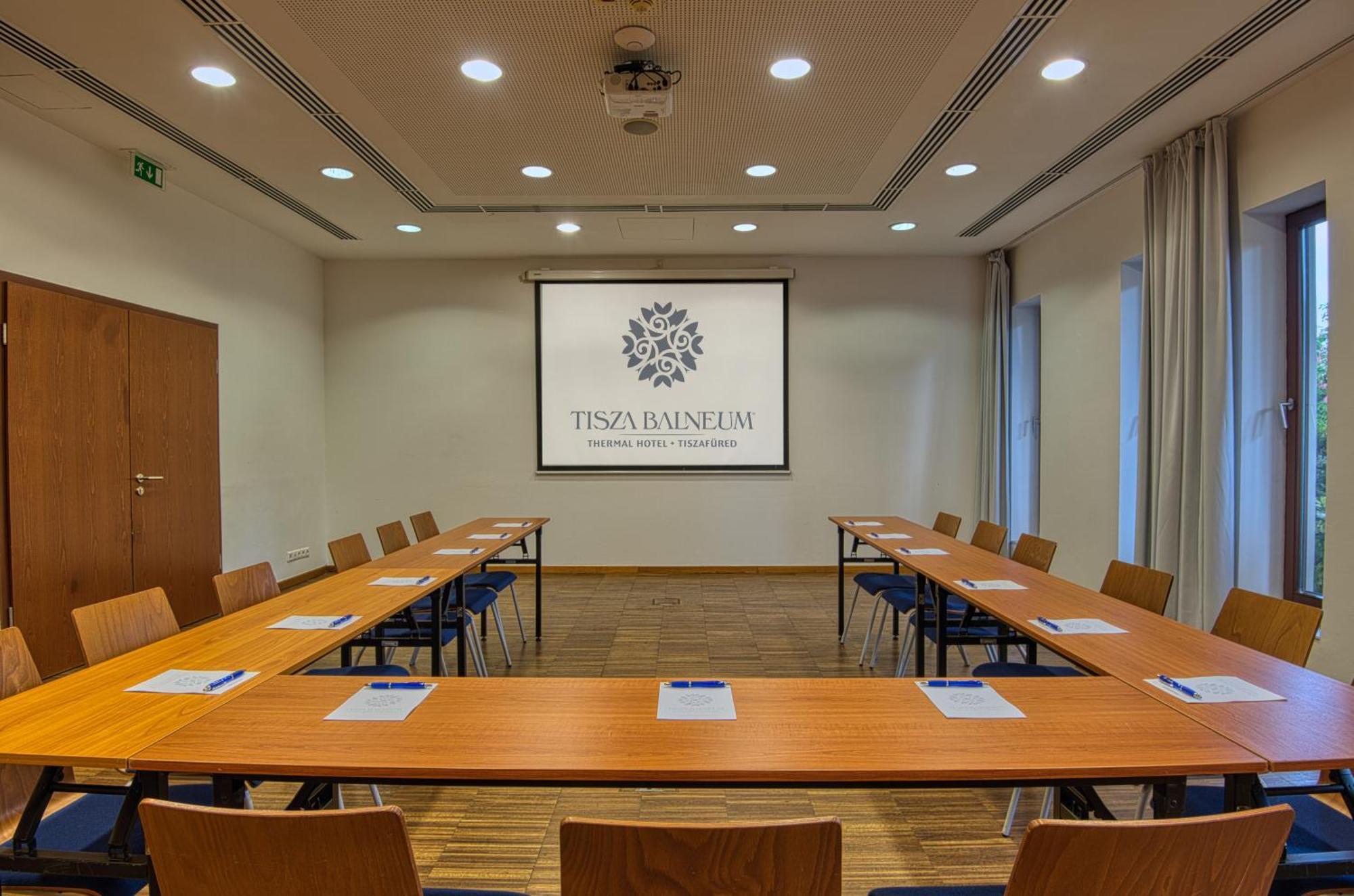 Tiszafüred Tisza Balneum Hotel מראה חיצוני תמונה