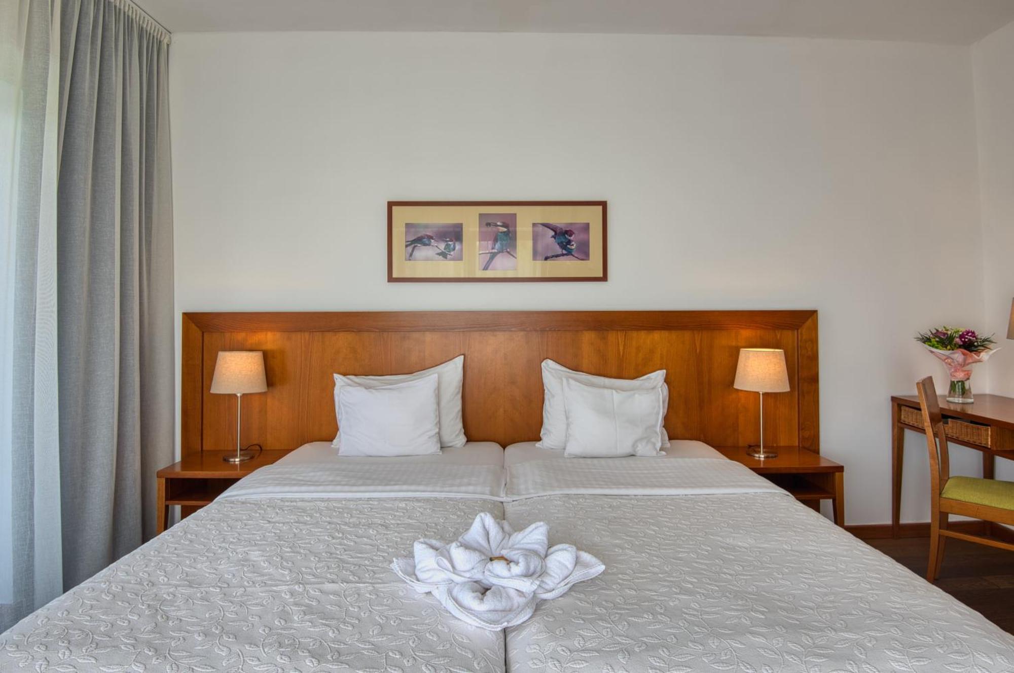 Tiszafüred Tisza Balneum Hotel מראה חיצוני תמונה