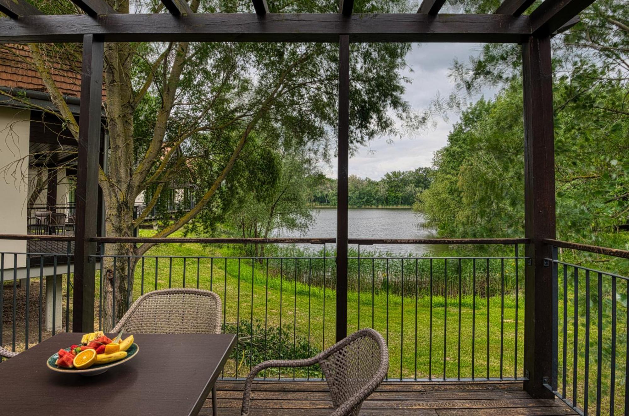 Tiszafüred Tisza Balneum Hotel מראה חיצוני תמונה