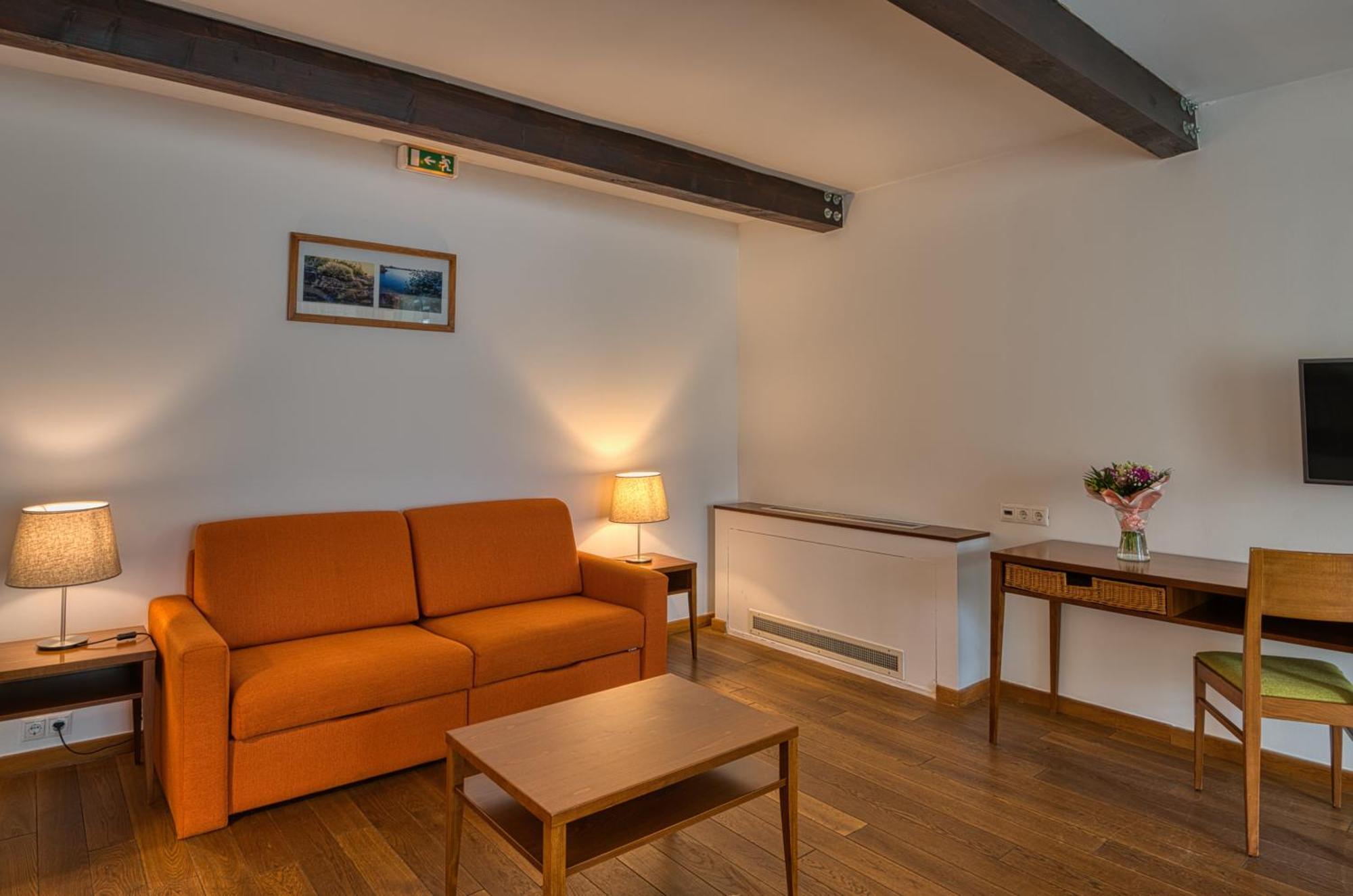 Tiszafüred Tisza Balneum Hotel מראה חיצוני תמונה